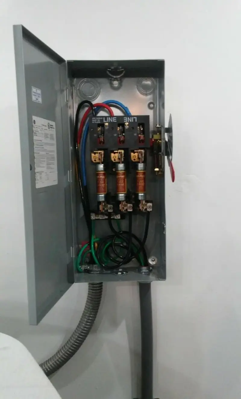 Three-phase disconnect switch installed for Electrical Wiring & Rewiring in Dade City